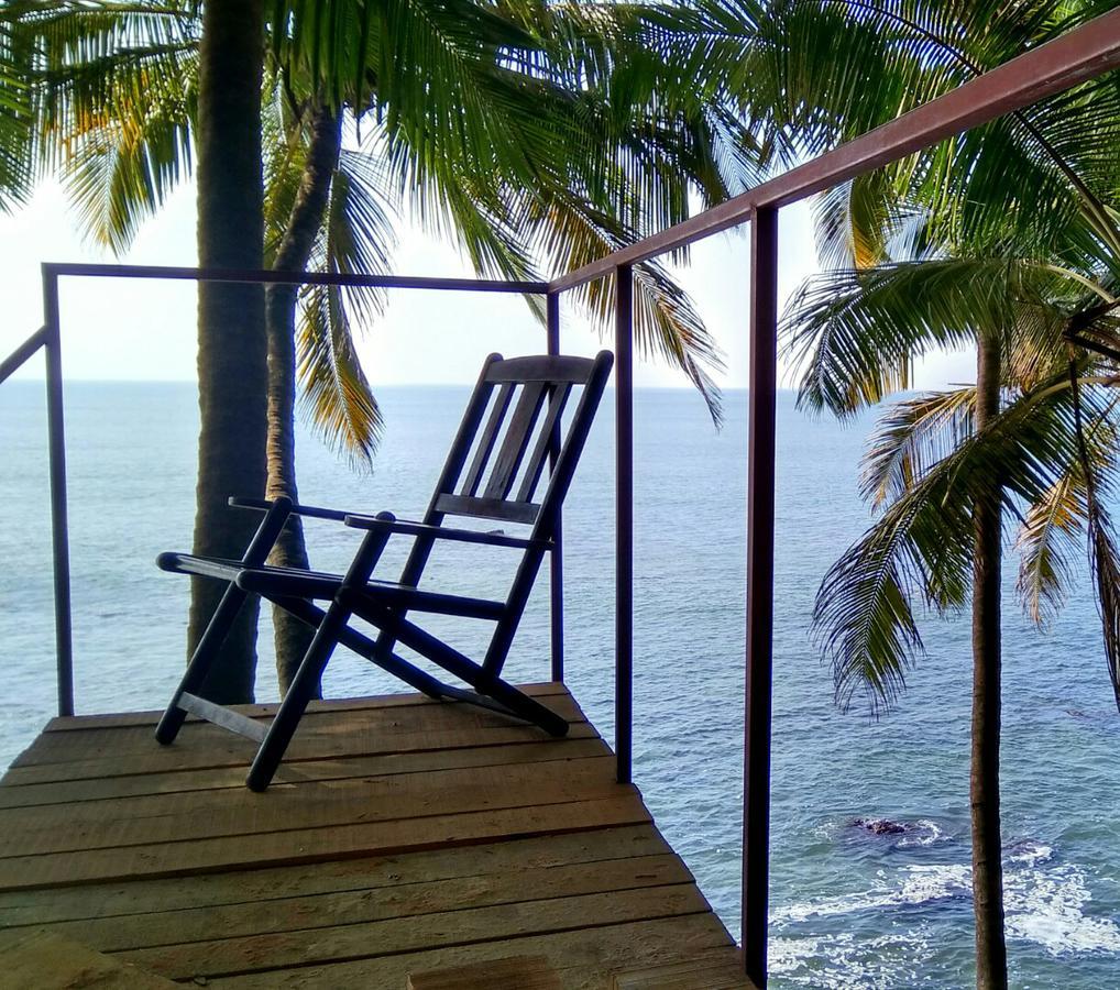 Belantara Beach Front Hotel Vengurla Szoba fotó