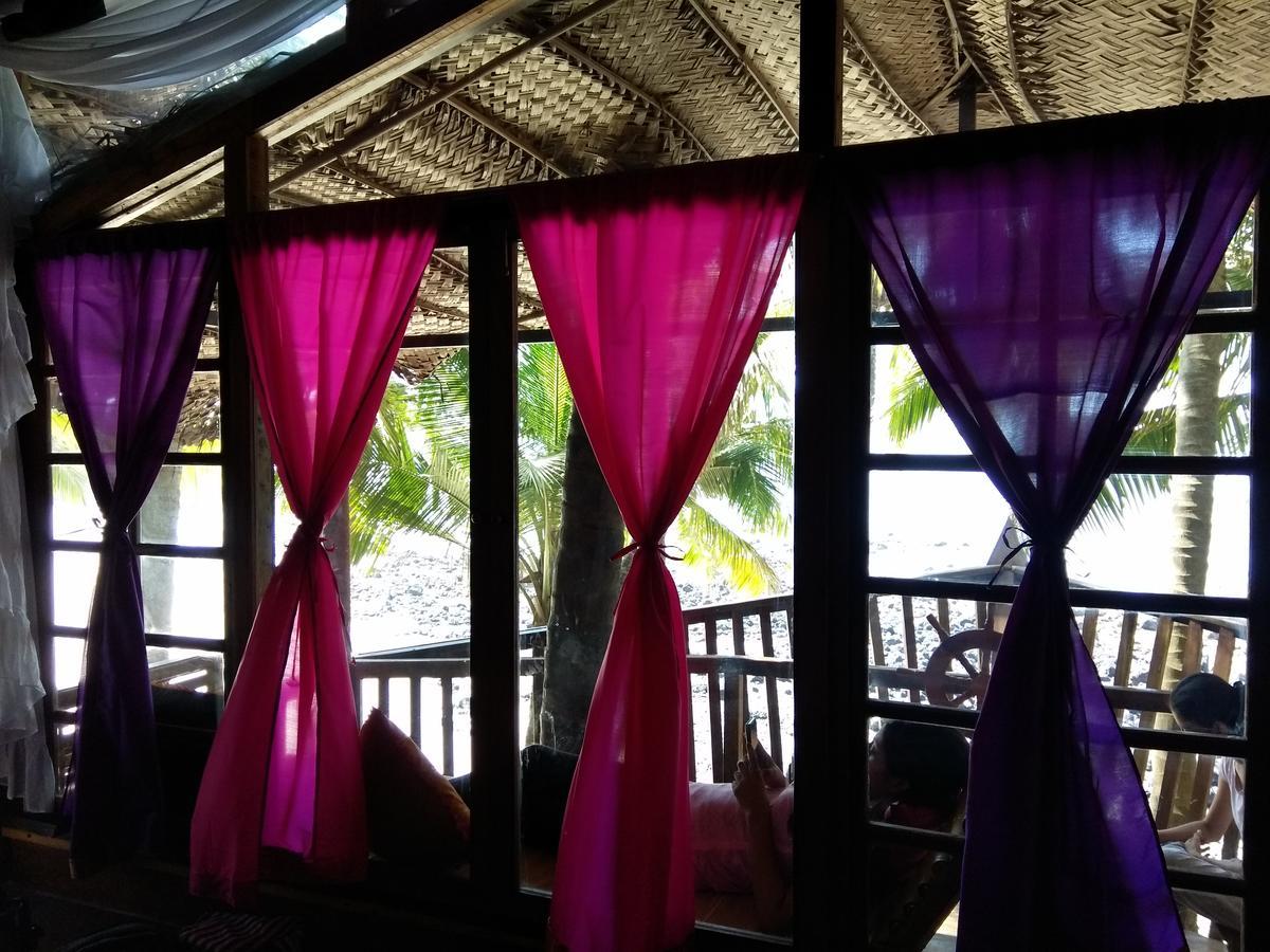Belantara Beach Front Hotel Vengurla Kültér fotó